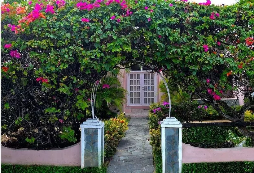 Beachcross Villa Apartments