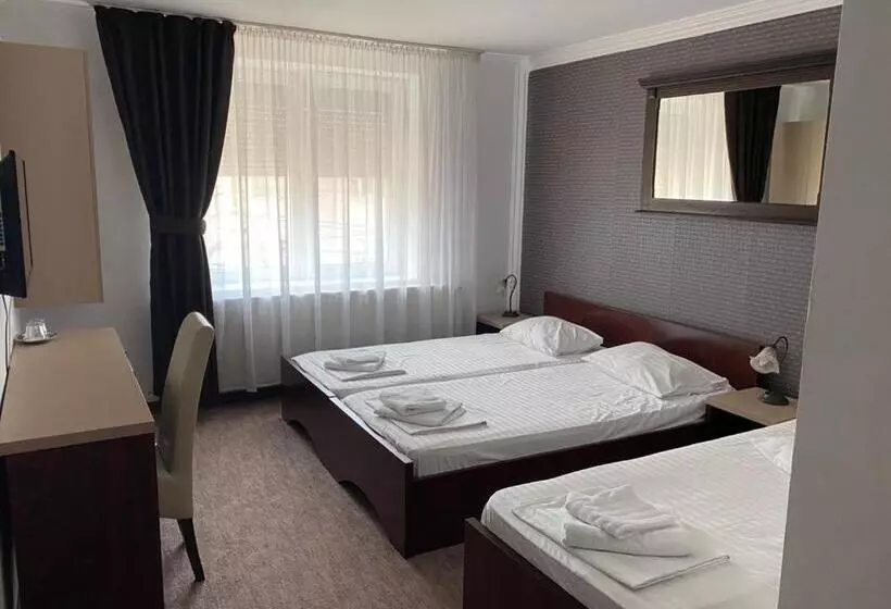 Carnival City Hotel Oradea