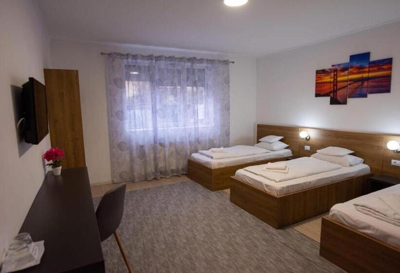Carnival City Hotel Oradea