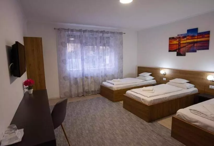 Carnival City Hotel Oradea