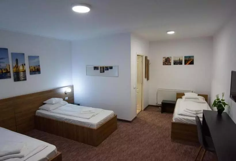 Carnival City Hotel Oradea