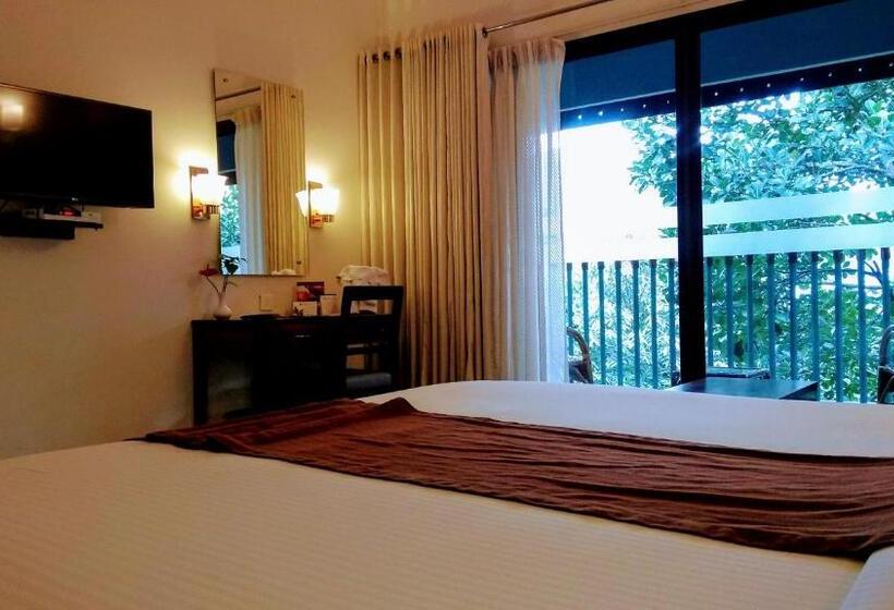 فندق Abad Green Forest Thekkady