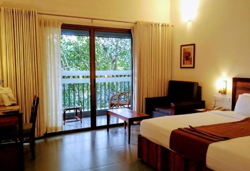 فندق Abad Green Forest Thekkady