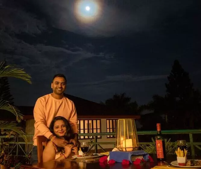 Отель Amritara Ambatty Greens Resort