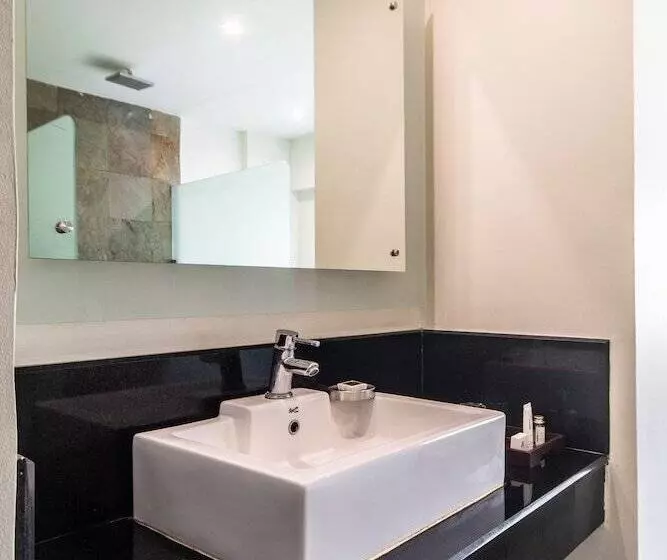 Отель Amritara Ambatty Greens Resort