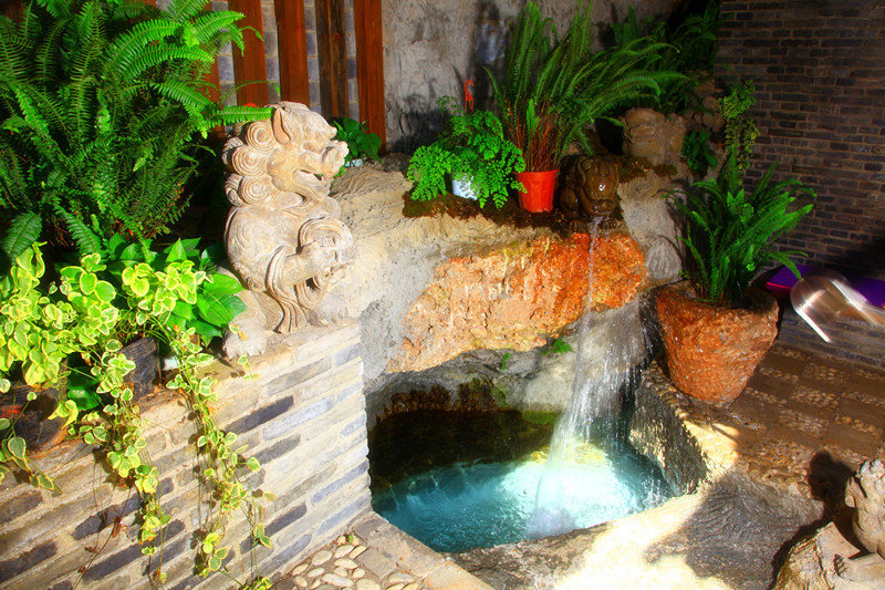 호텔 Blossom Hill Inn Lijiang Springland