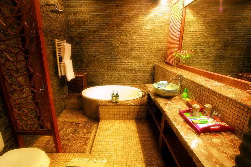 Hotelli Blossom Hill Inn Lijiang Springland