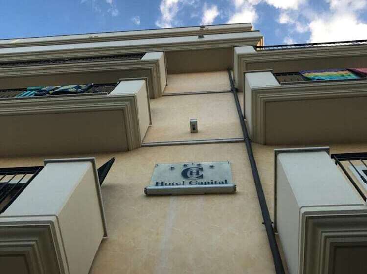 בית מלון כפרי Capital