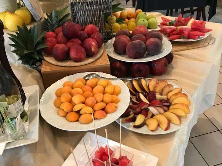 בית מלון כפרי Capital