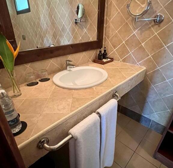 בית מלון כפרי Club Dongwe