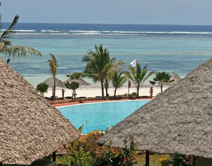 בית מלון כפרי Club Dongwe