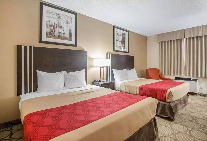 Отель Econo Lodge