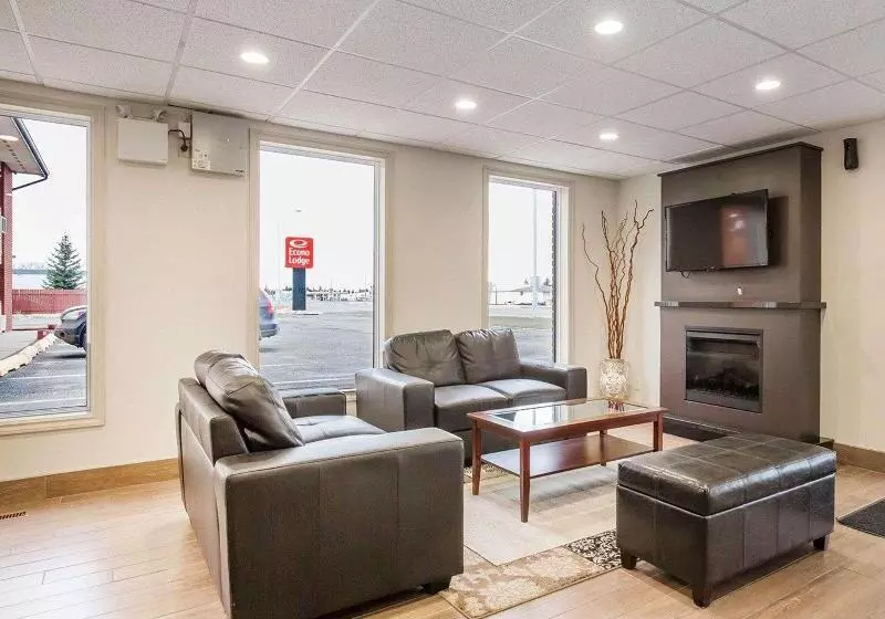 Отель Econo Lodge