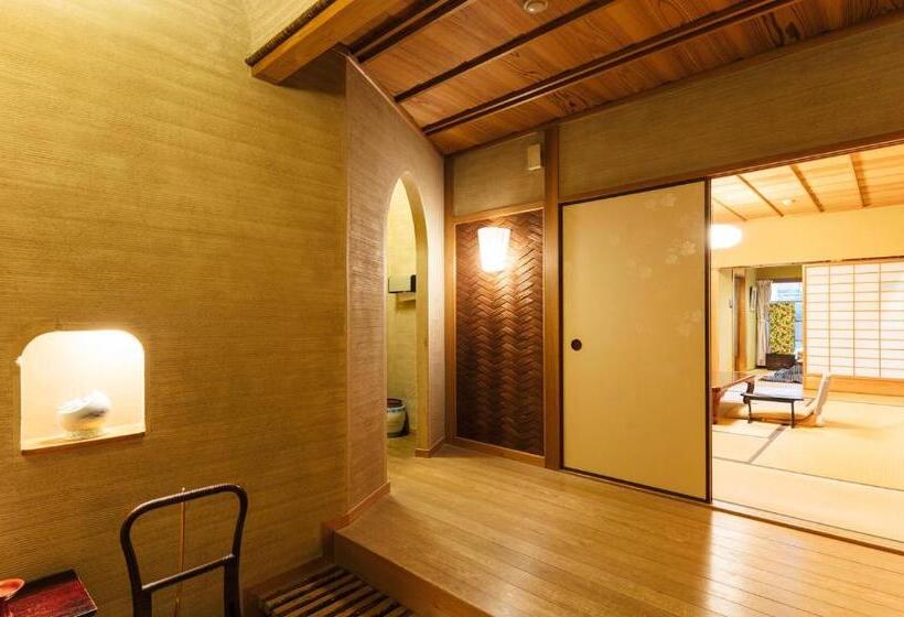 فندق Futsukaichi Hot Spring  Daimaru Besso