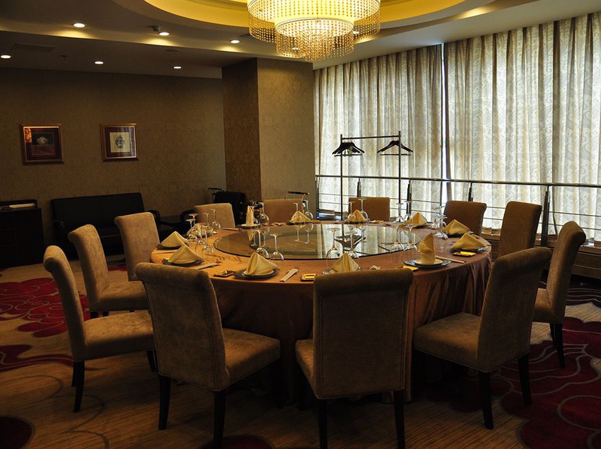 酒店 Haitian Sports Center