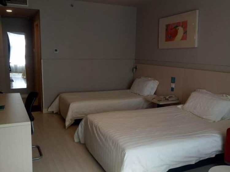 בית מלון כפרי Jinjiang Inn Beijing Tongzhou Xinhua Street East Guyunhe