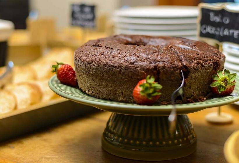 هتل Le Renard  Campos Do Jordao