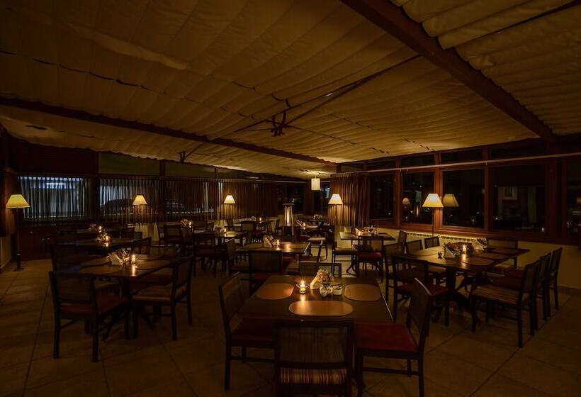 هتل Le Renard  Campos Do Jordao