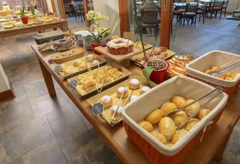 هتل Le Renard Campos Do Jordao