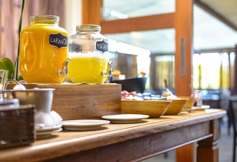 هتل Le Renard  Campos Do Jordao