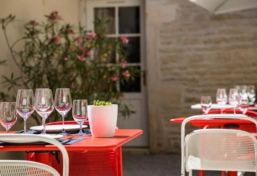 Отель Olivier Leflaive Hôtel Restaurants