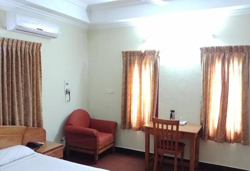 Отель Ktdc Pepper Grove