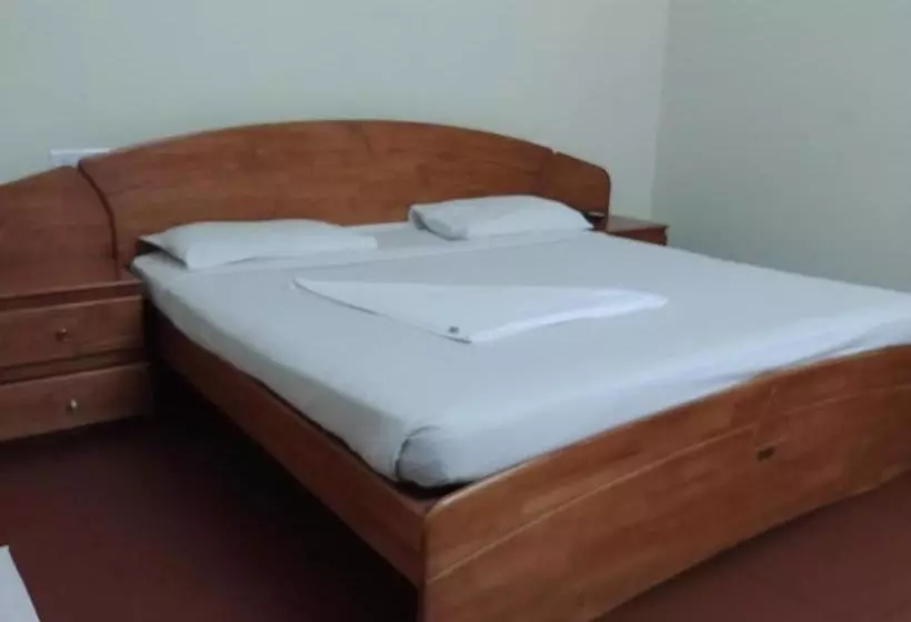 Hotelli Ktdc Pepper Grove