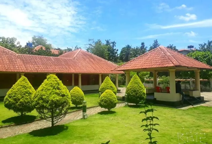 Hotelli Ktdc Pepper Grove