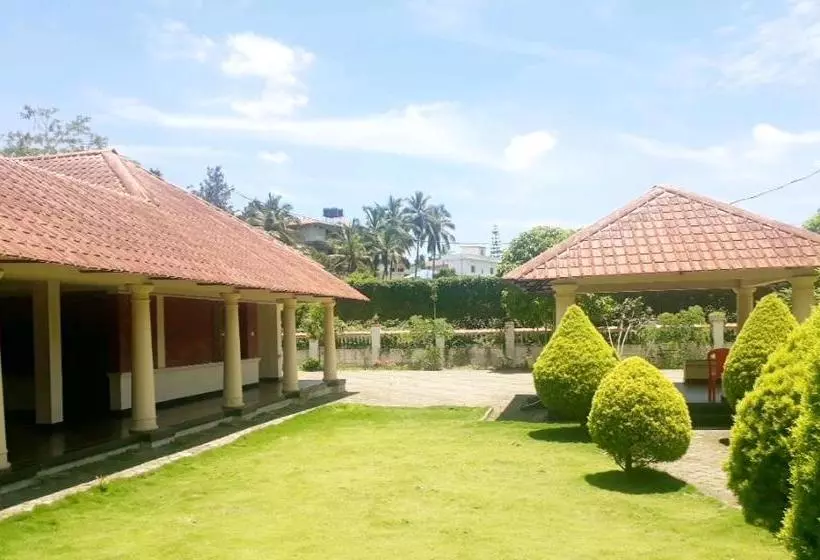 Hotelli Ktdc Pepper Grove
