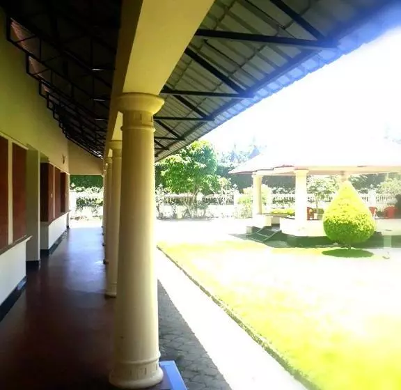 Hotelli Ktdc Pepper Grove