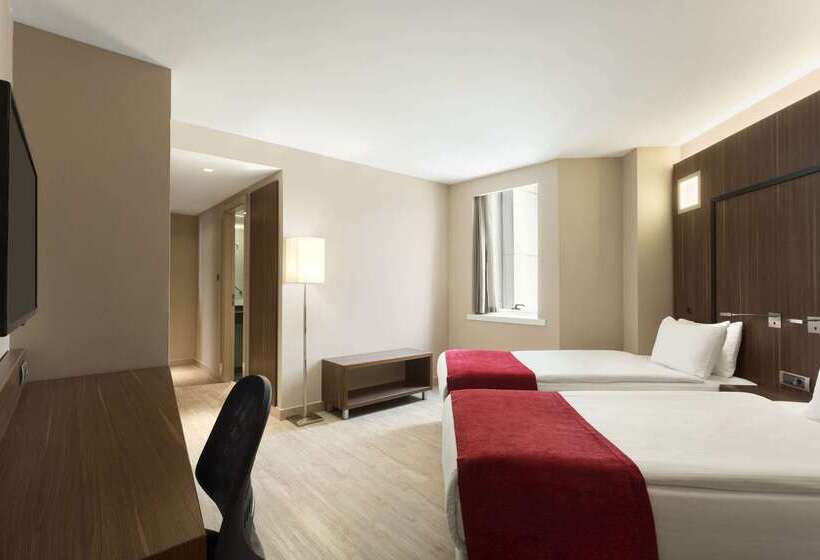 هتل Ramada Encore By Wyndham Izmir