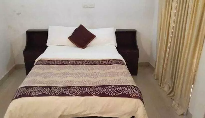 酒店 Saro Lake County