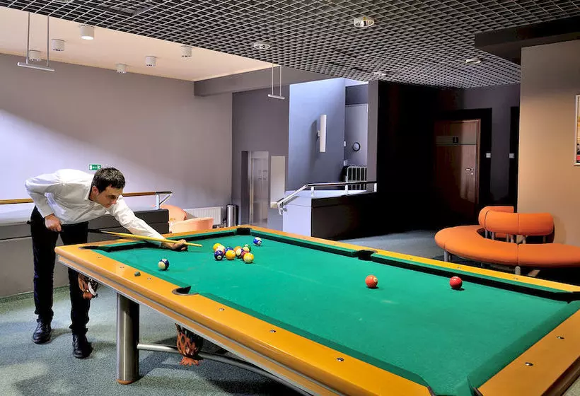 酒店 Diament Stadion Slaski