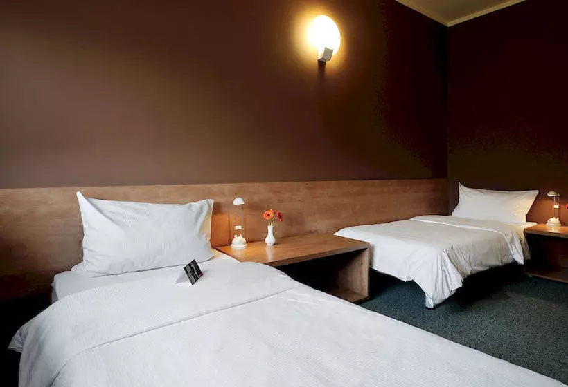 酒店 Diament Stadion Slaski