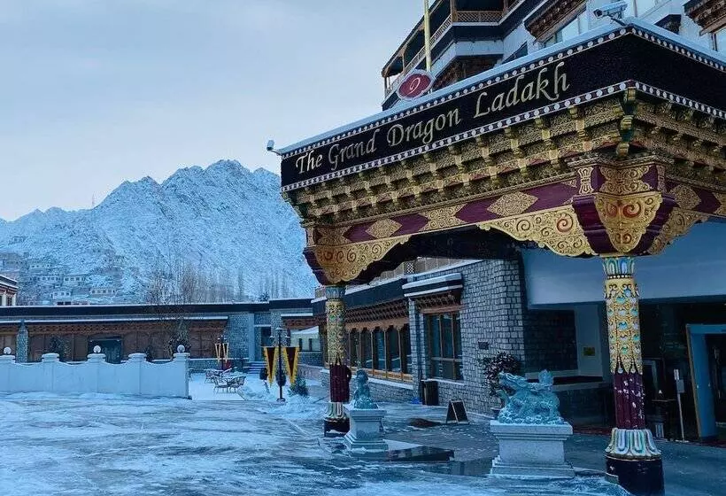 هتل The Grand Dragon Ladakh
