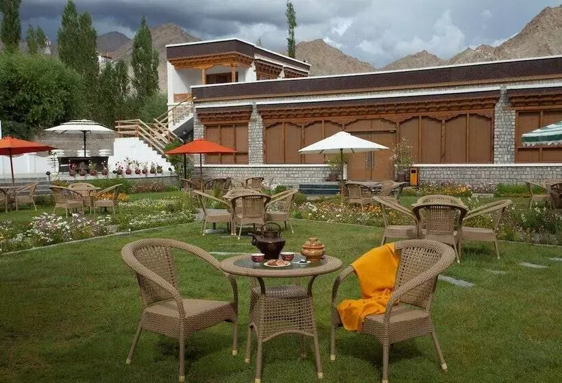 هتل The Grand Dragon Ladakh