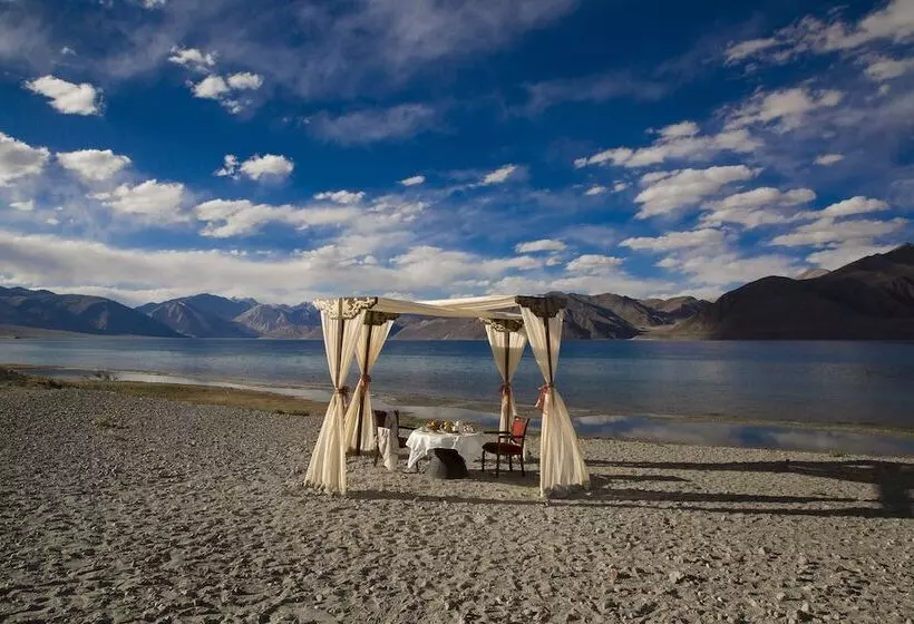 هتل The Grand Dragon Ladakh