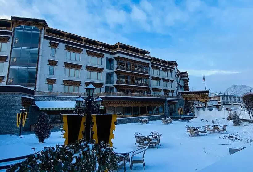 هتل The Grand Dragon Ladakh