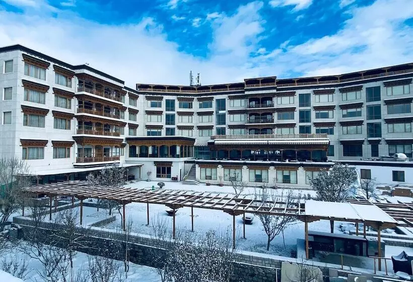 هتل The Grand Dragon Ladakh