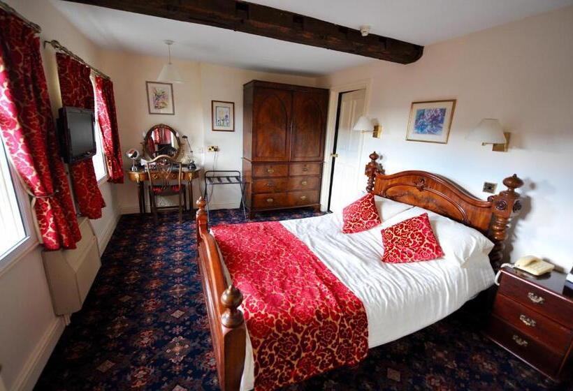 בית מלון כפרי The Greyhound Coaching Inn