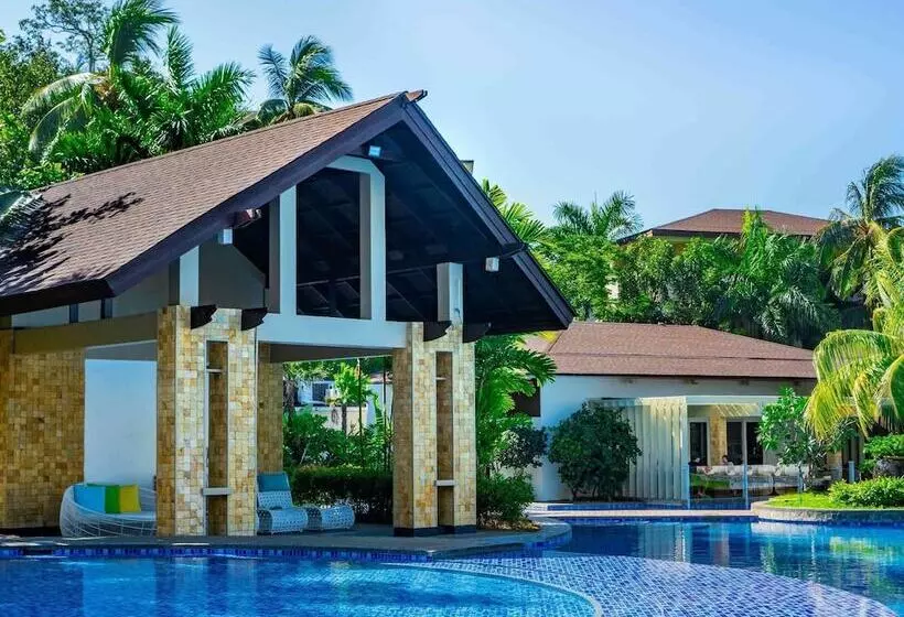 Mövenpick Resort & Spa Boracay