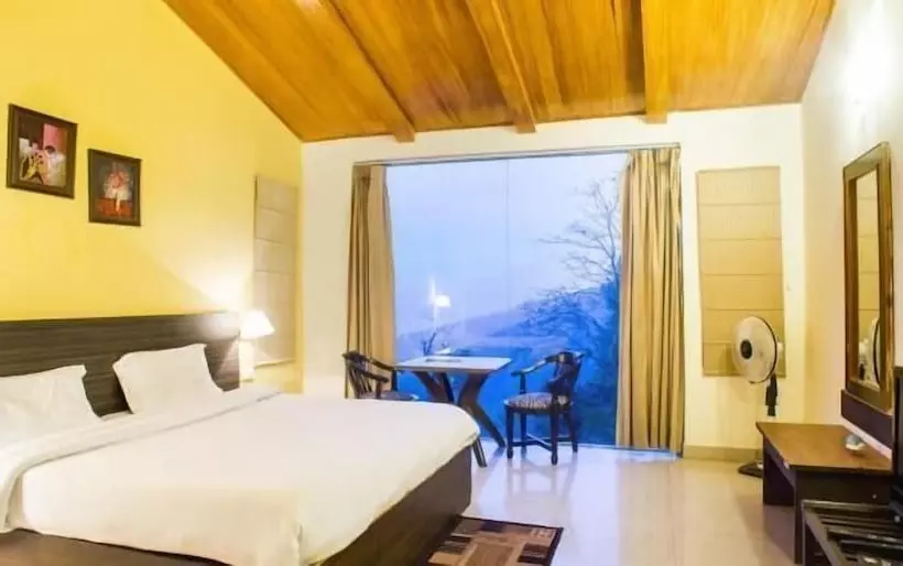 The Ayali Fernhill Resort, Chail