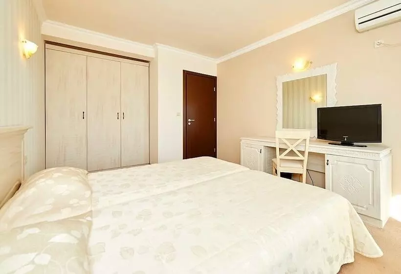 Penelopa Palace Apart Hotel & Spa