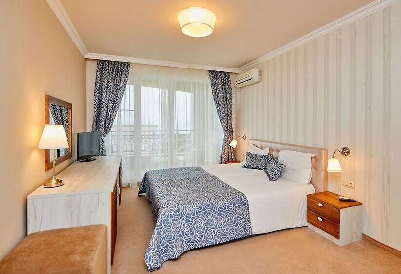 Penelopa Palace Apart Hotel & Spa