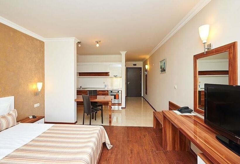 Penelopa Palace Apart Hotel & Spa