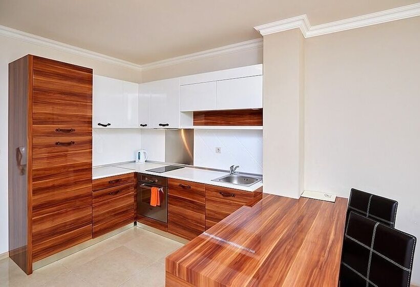 Penelopa Palace Apart Hotel & Spa