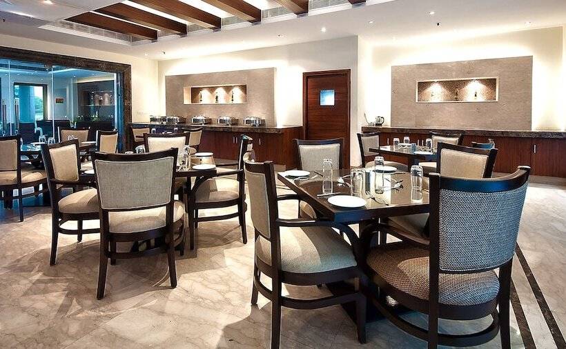 The Golden Palms Hotel And Spa