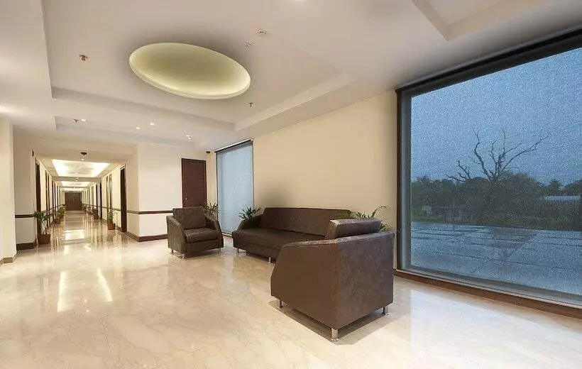 The Golden Palms Hotel And Spa