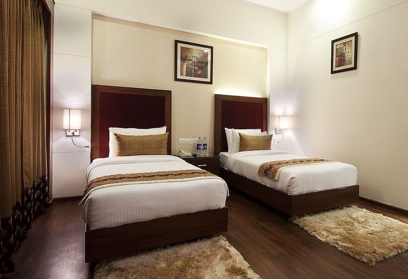 The Golden Palms Hotel And Spa