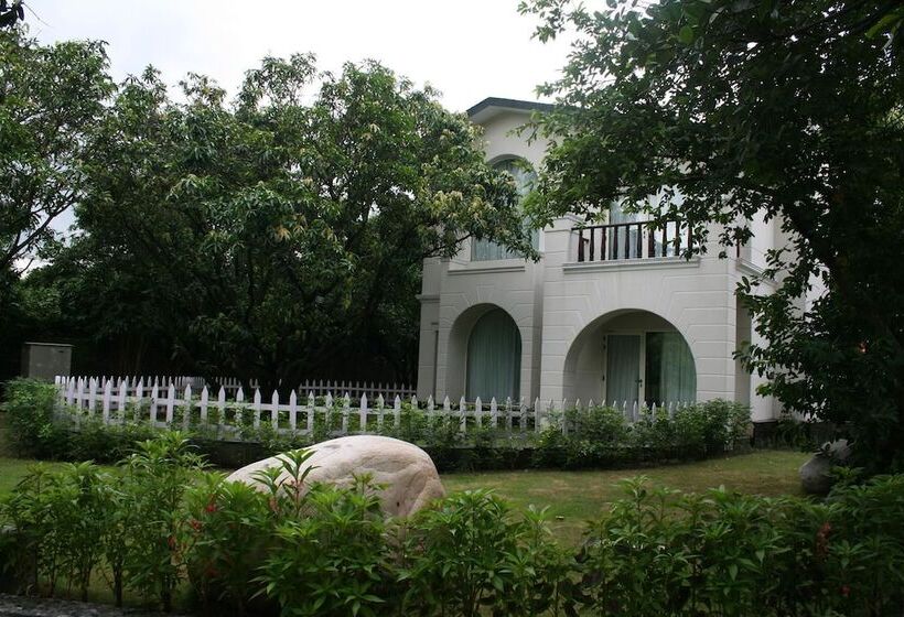 The Hridayesh Spa Wilderness Resort